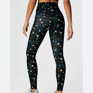 Fabletics Anywhere Motion365+ High-Waisted Legging size medium